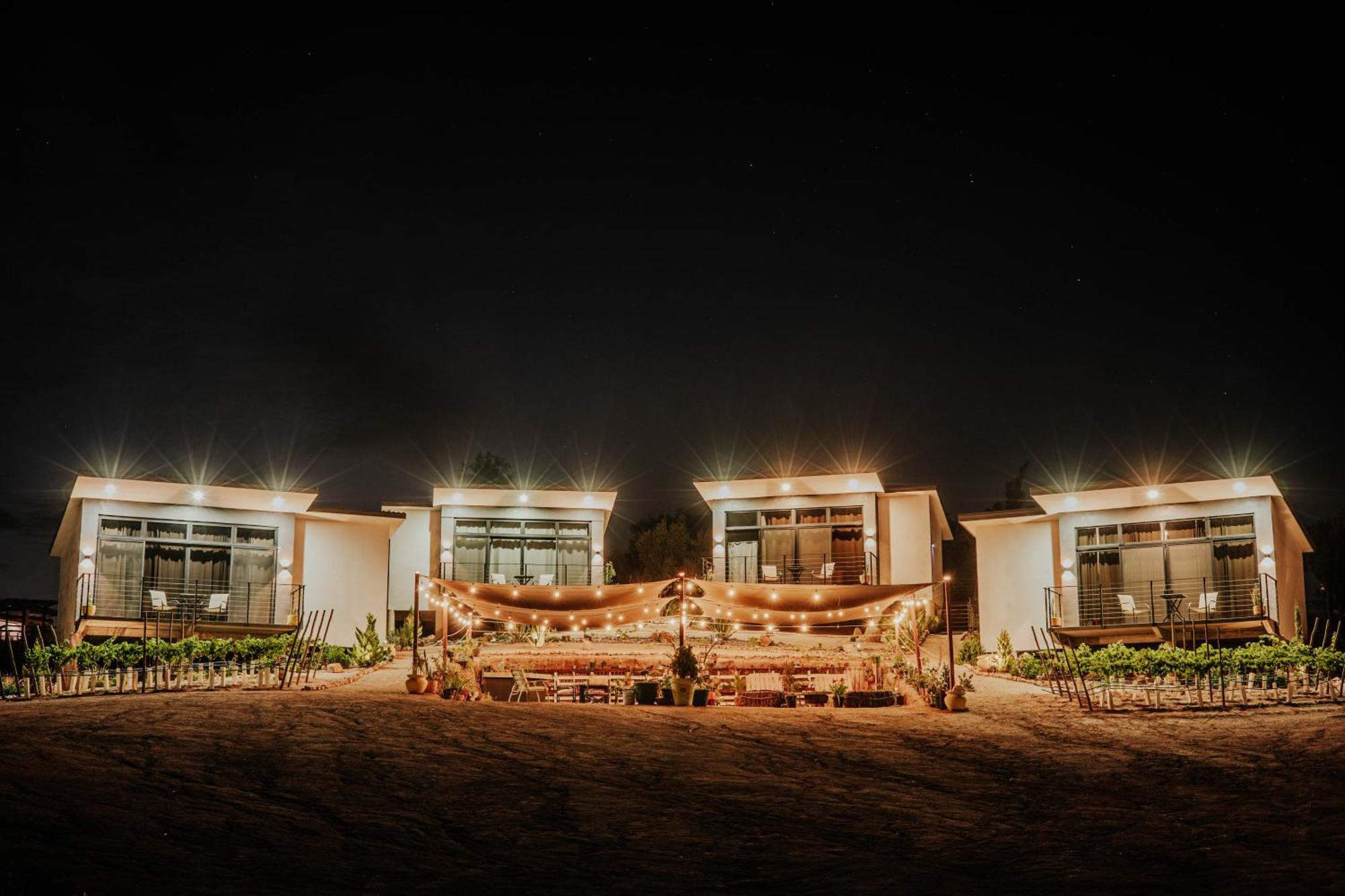 Vl Uno Bed & Breakfast Ensenada Bagian luar foto