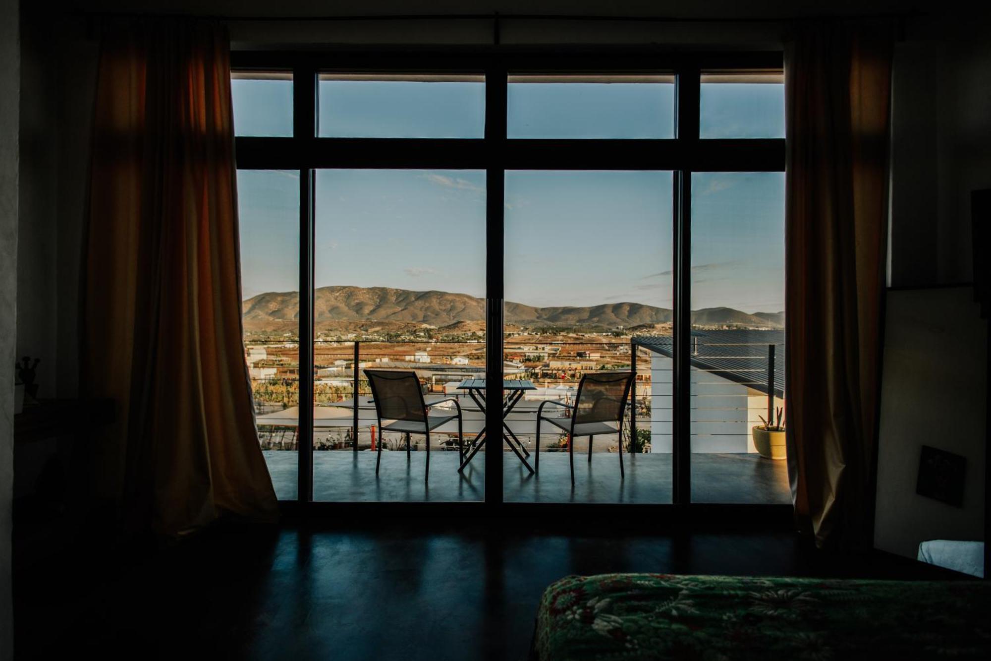 Vl Uno Bed & Breakfast Ensenada Bagian luar foto