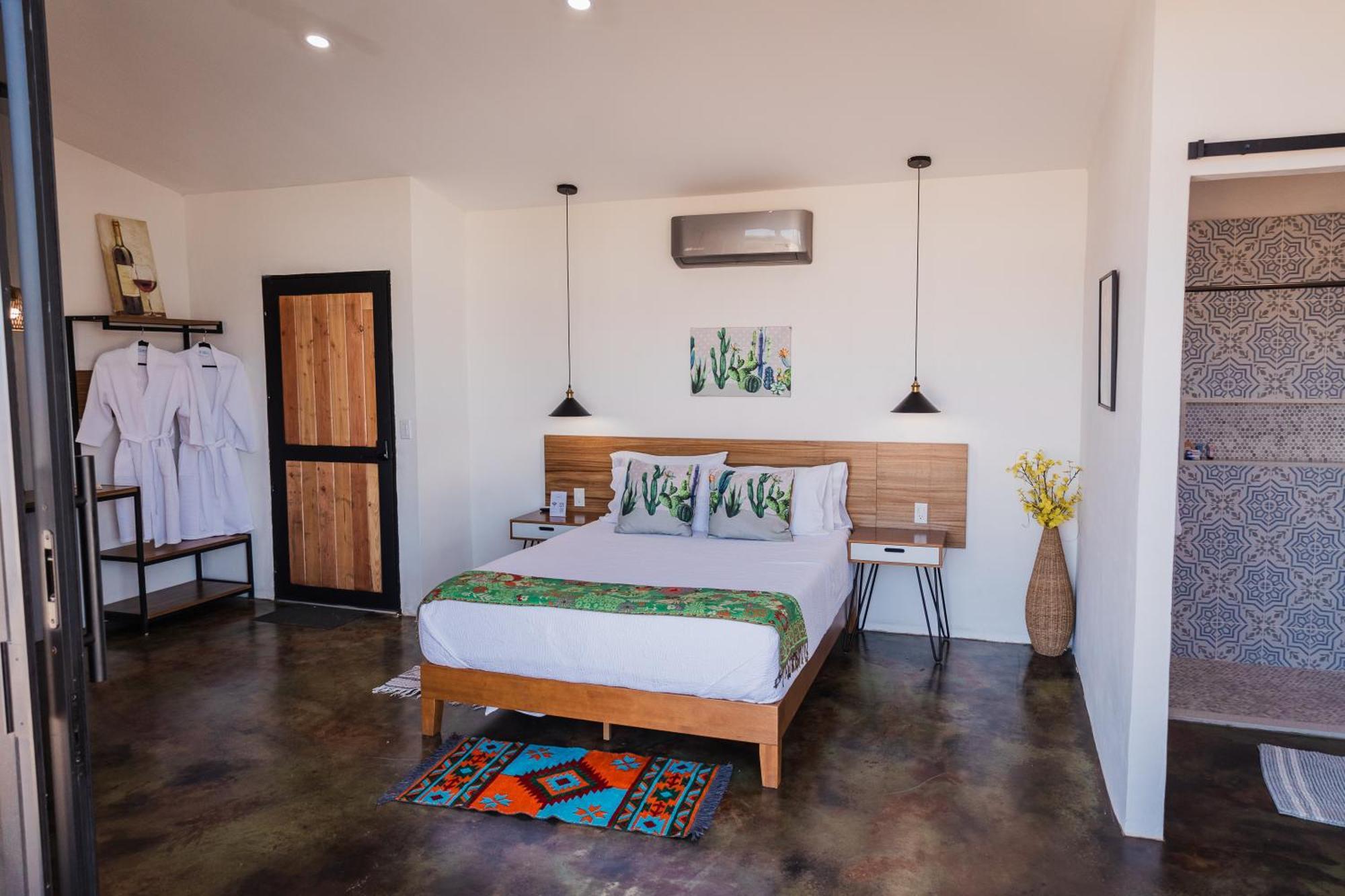 Vl Uno Bed & Breakfast Ensenada Bagian luar foto