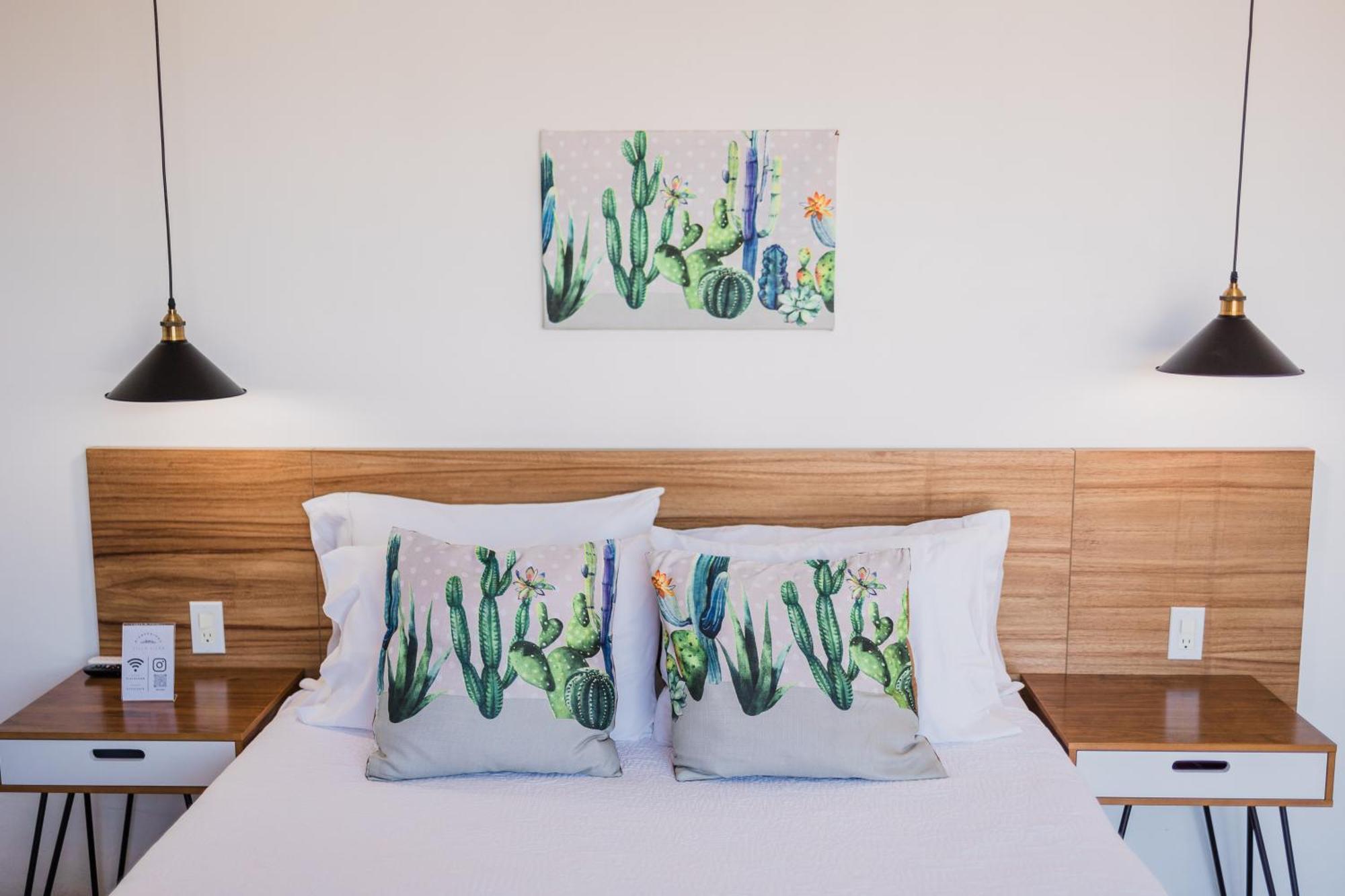 Vl Uno Bed & Breakfast Ensenada Bagian luar foto
