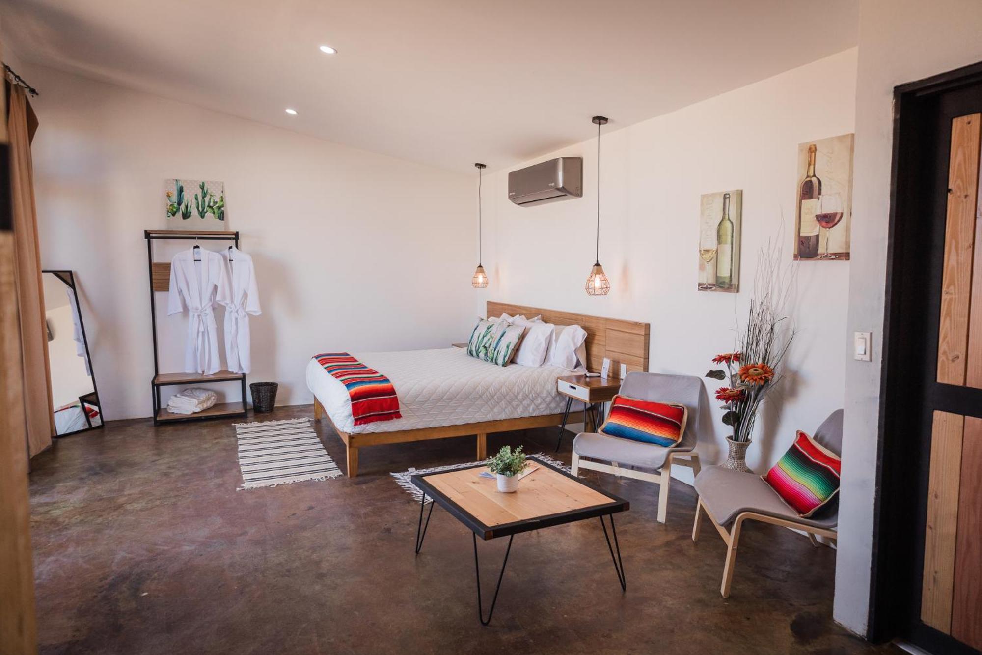 Vl Uno Bed & Breakfast Ensenada Bagian luar foto