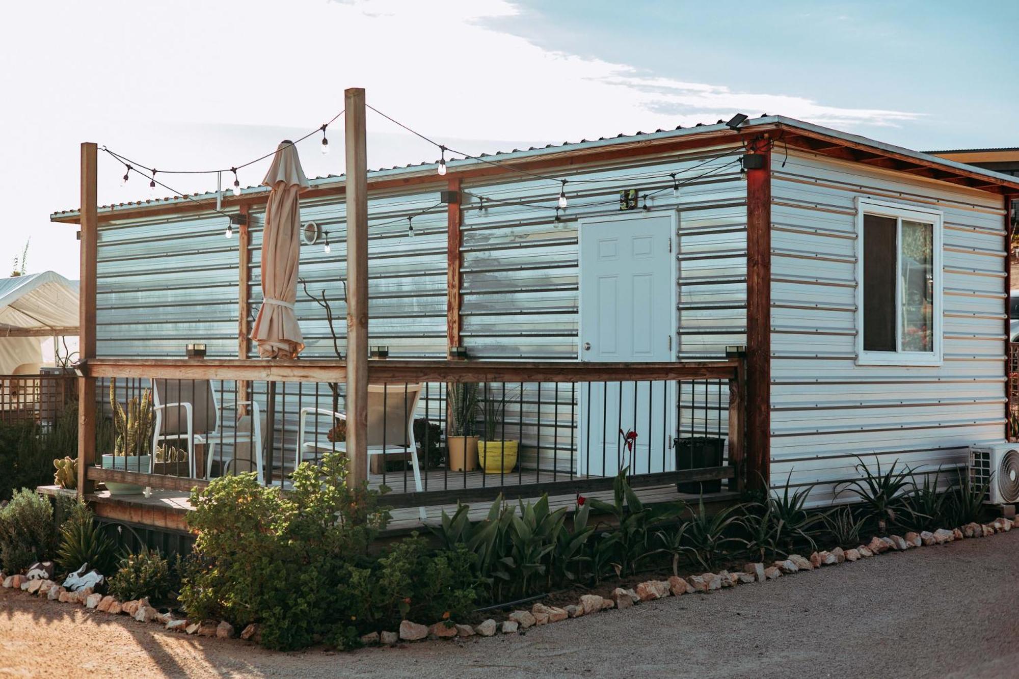 Vl Uno Bed & Breakfast Ensenada Bagian luar foto