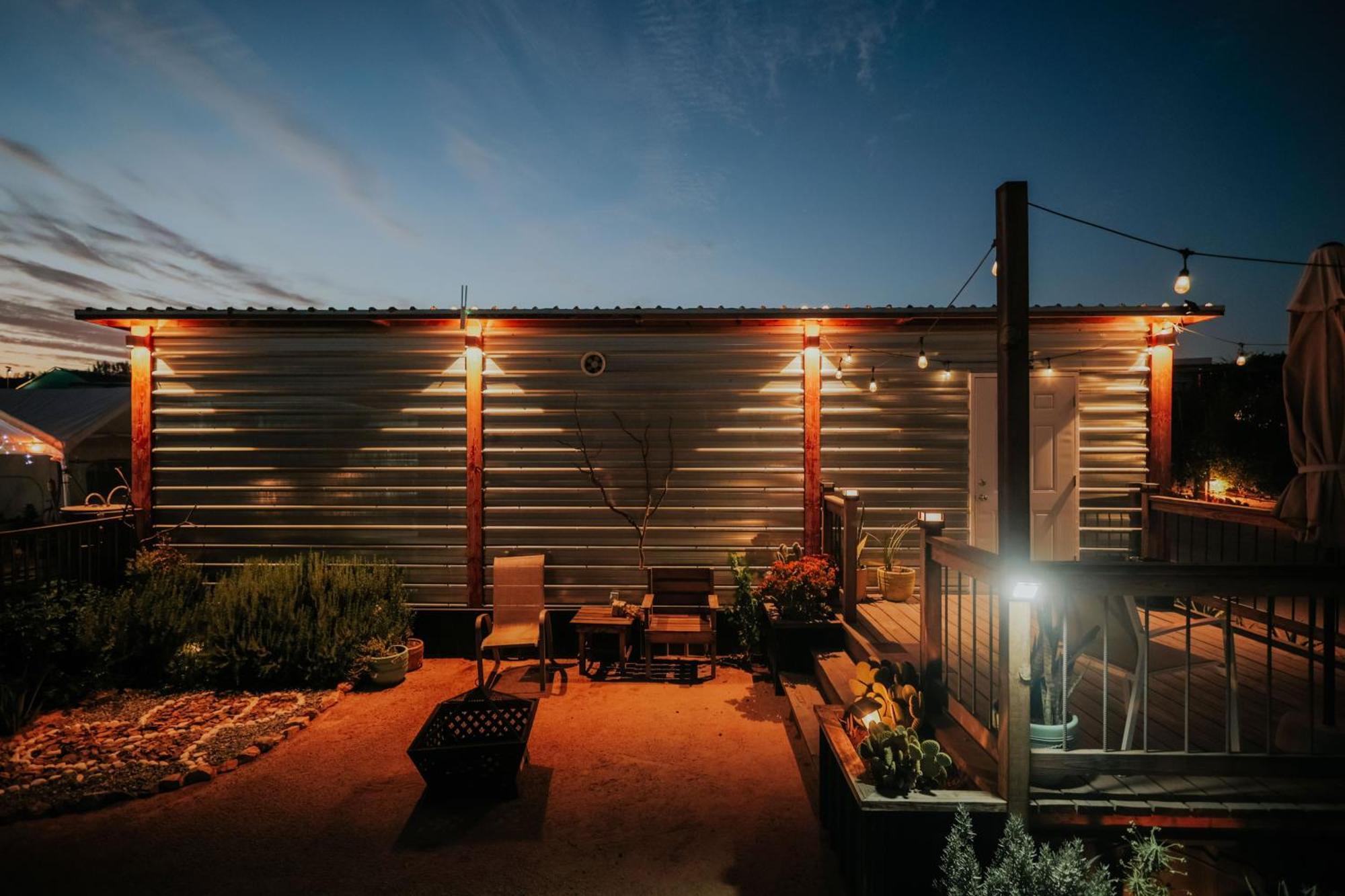 Vl Uno Bed & Breakfast Ensenada Bagian luar foto